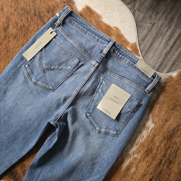 🆕 Hudson Holly High-Rise Flared Jeans 🆕 - Picture 10 of 12